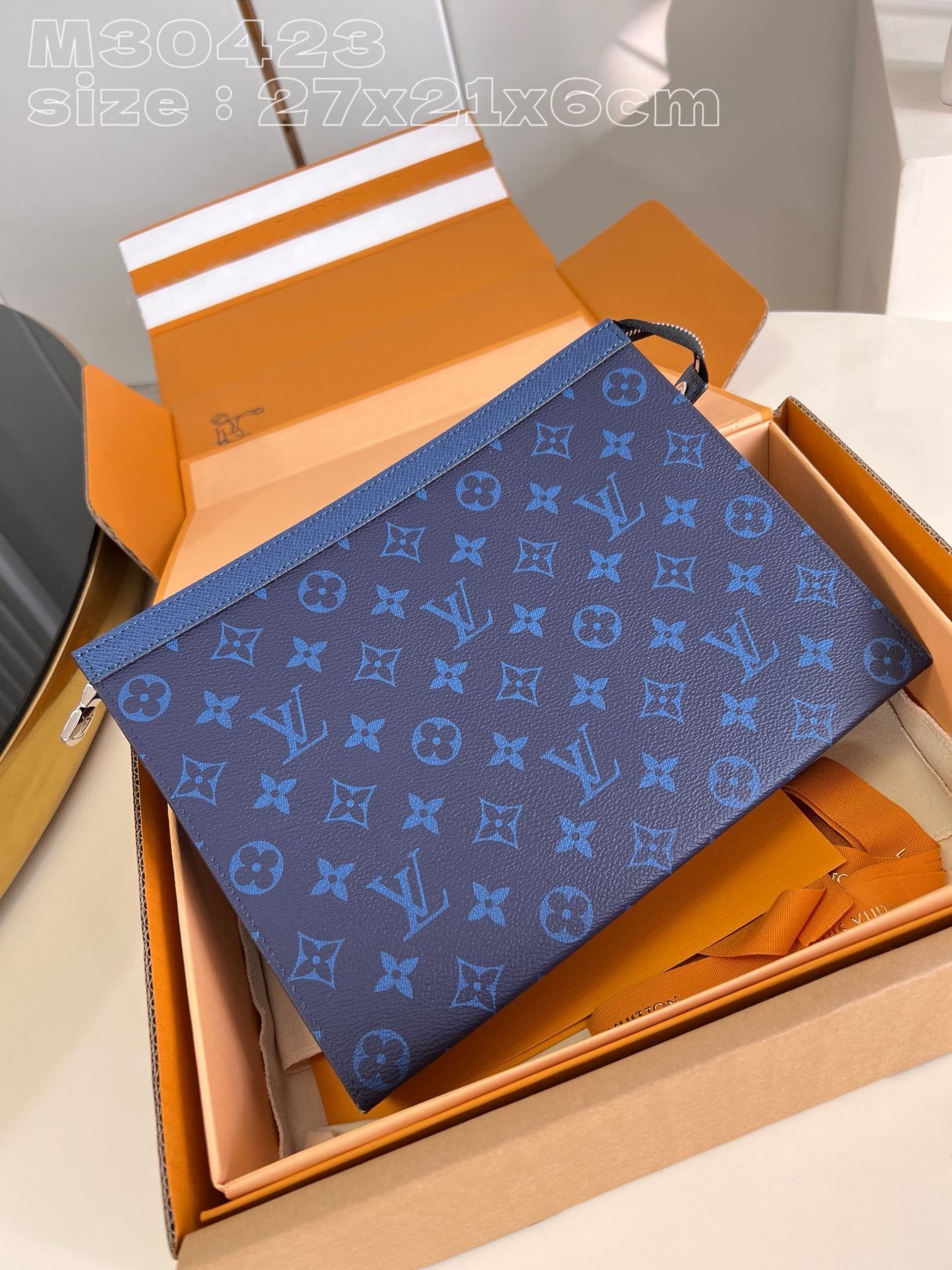 L0vis Vvtt0n M30423 Pochette Voyage MM