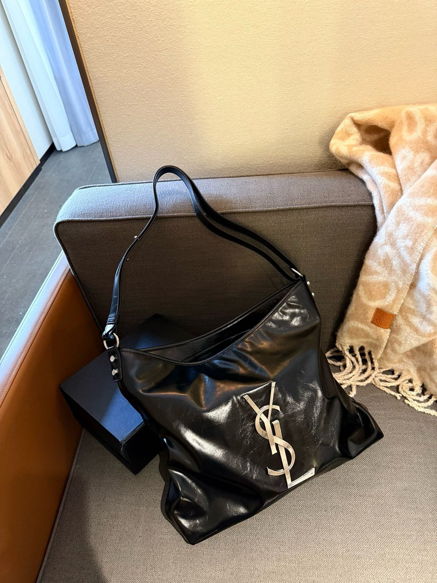 Sa1nt Lau*nt Y51 shopping bag Tote