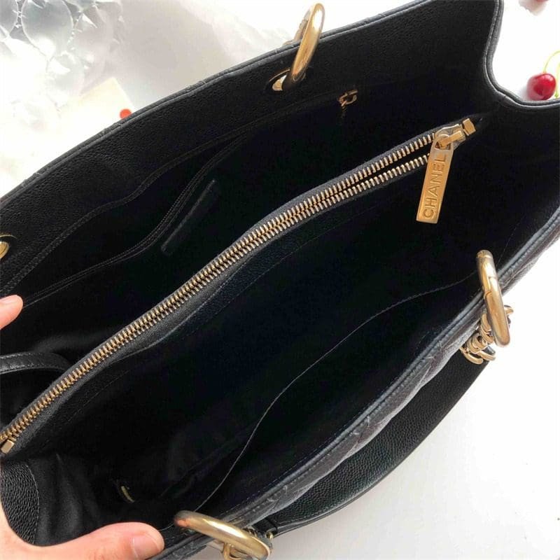 Classic Ch**el Shopping GST shopping bag