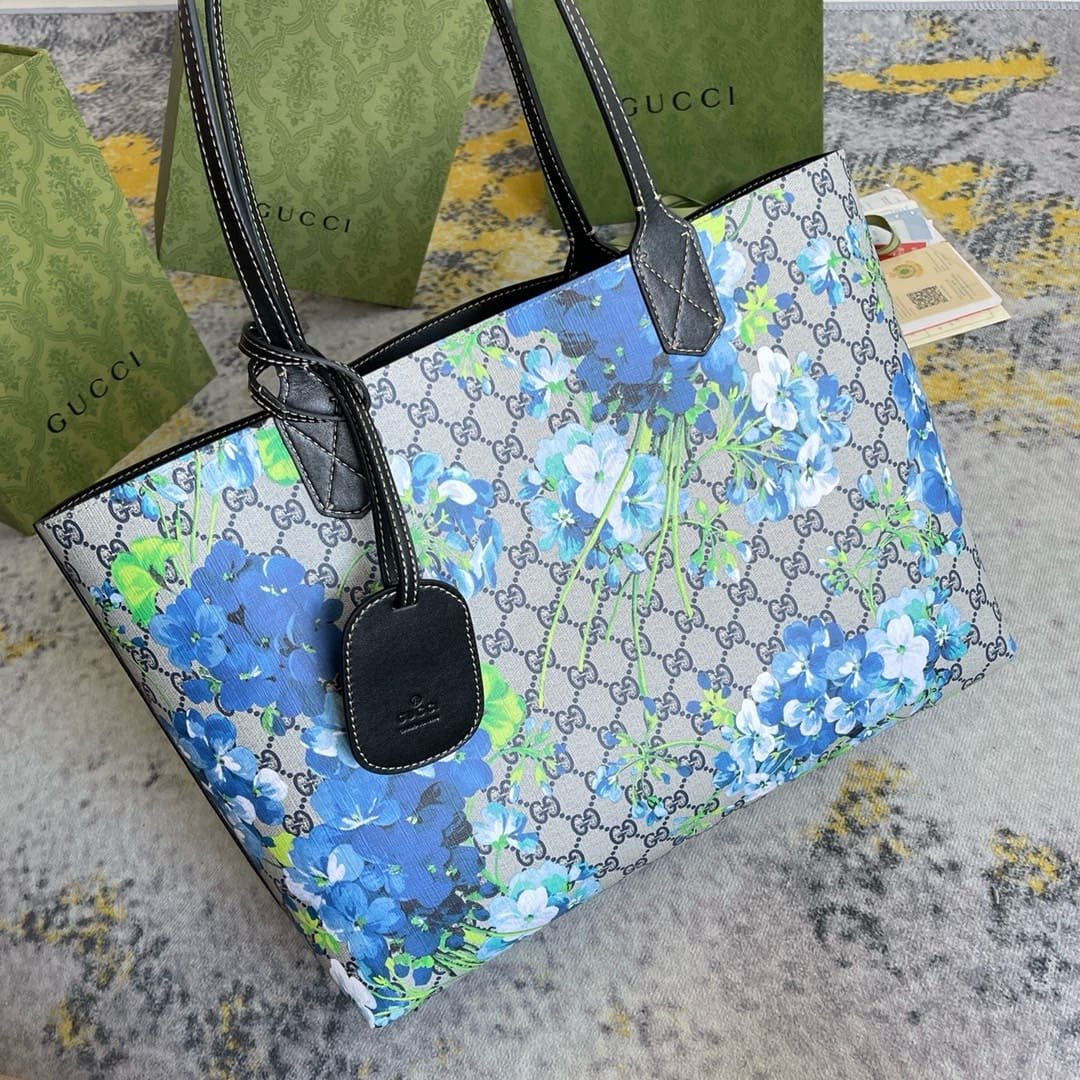 Gvc*1 Svp*me Monogram Blooms Medium Reversible Tote Beige Blue Navy