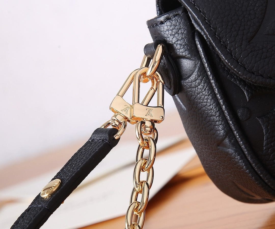L0vis Vvtt0n M82154 WALLET ON CHAIN ​​IVY handbag