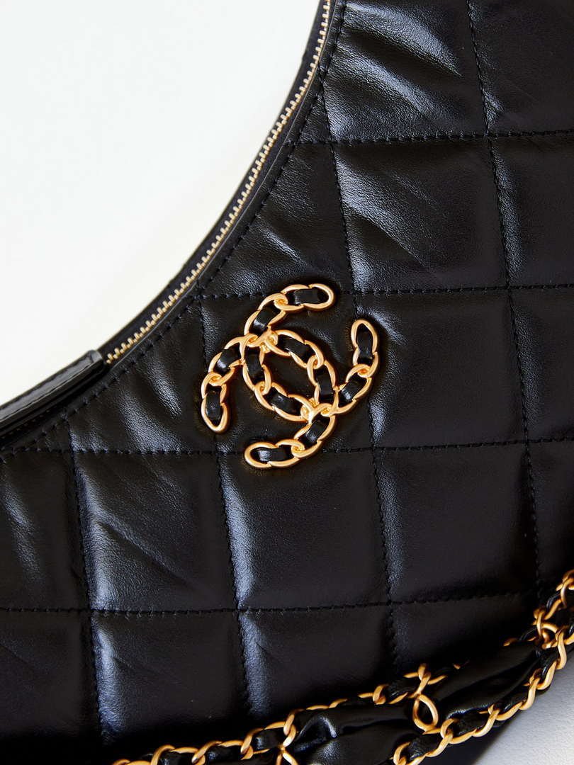 Ch**el AS4422 23K Hobo bag