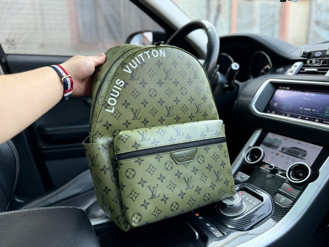 L0vis Vvtt0n Discovery Backpack PM M46802