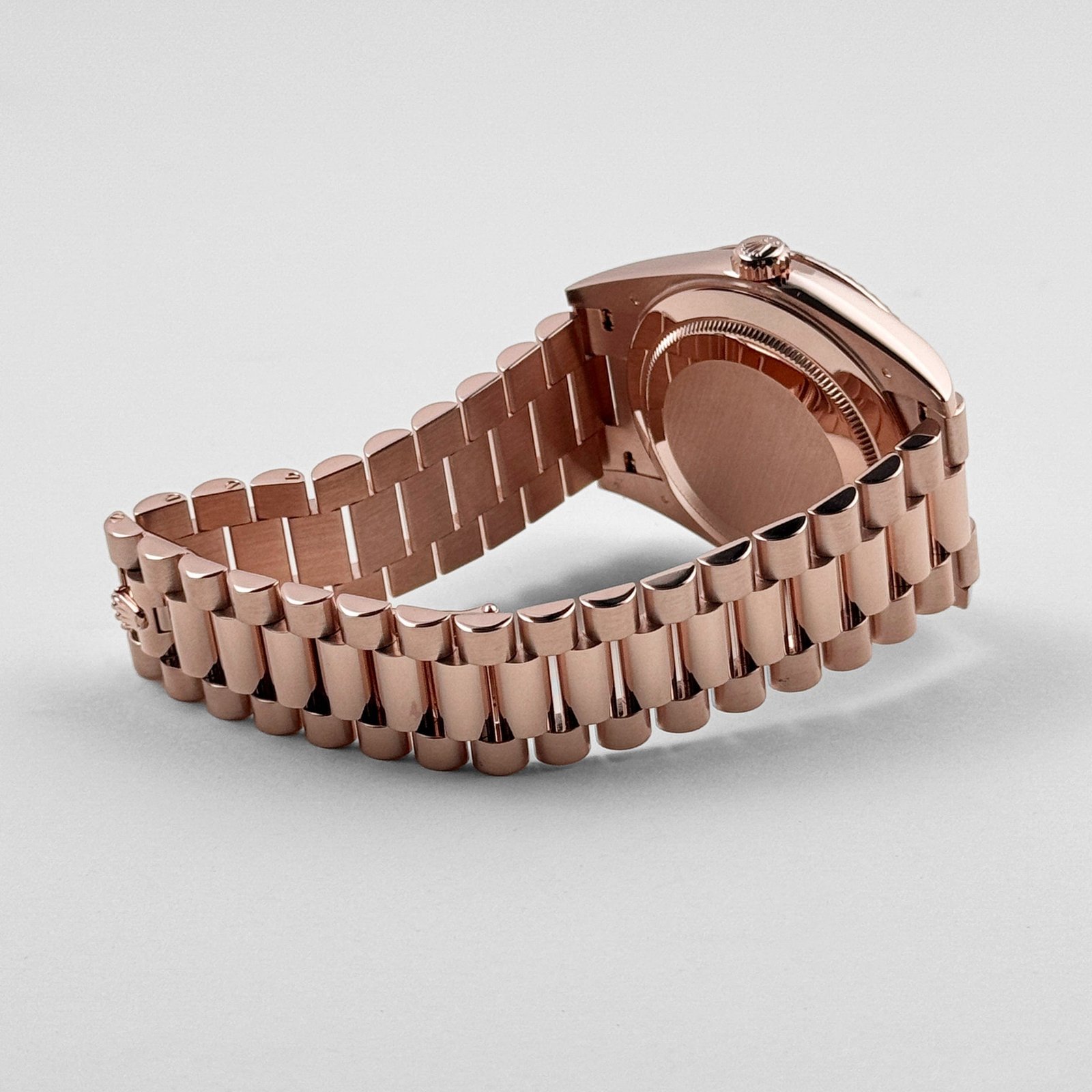 R01ex Day-Date 40 228235 Rose Gold Chocolate Roman Dial (2024)