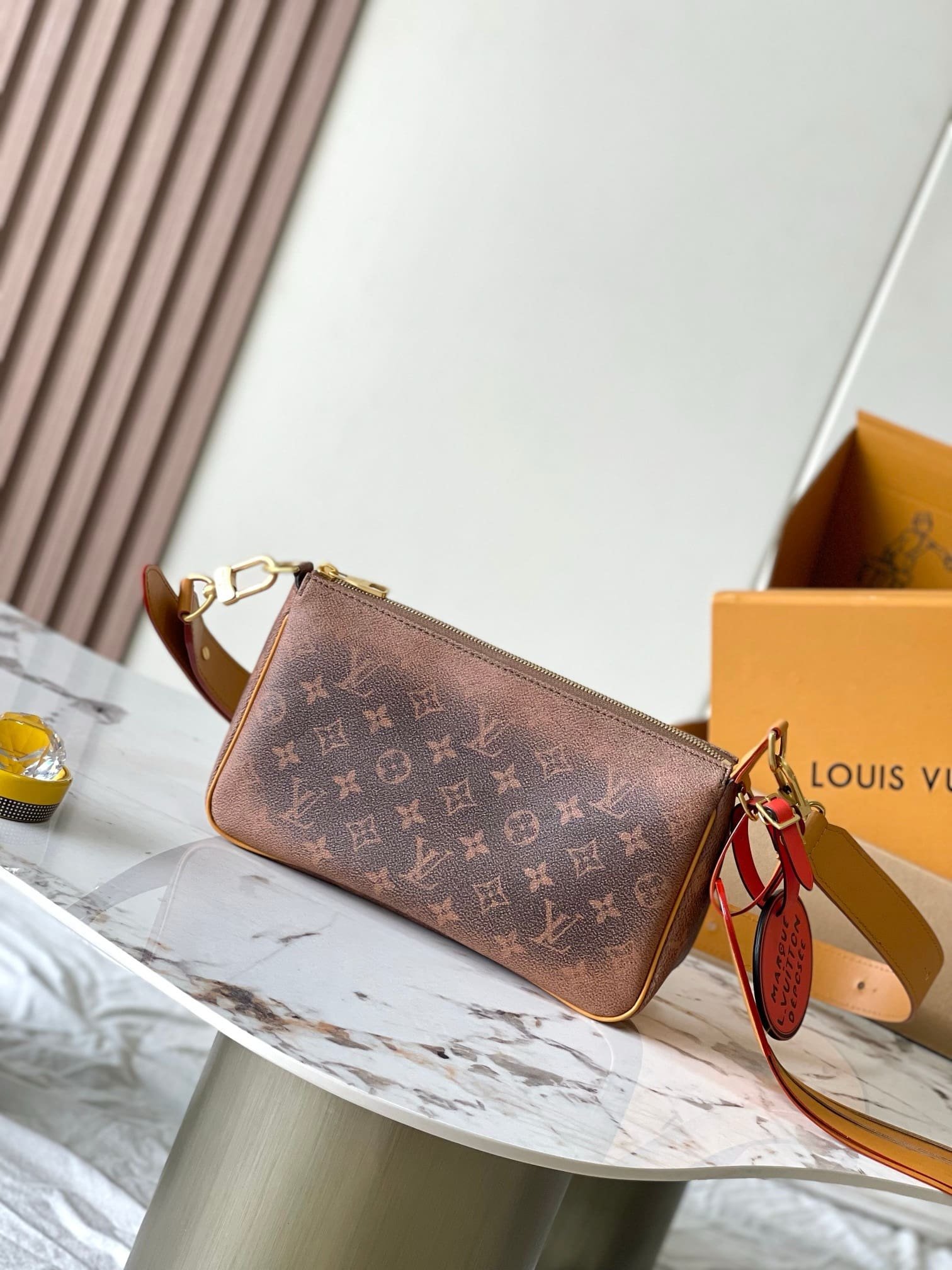 L0vis Vvtt0n M11623 Pochette Accessoire XL