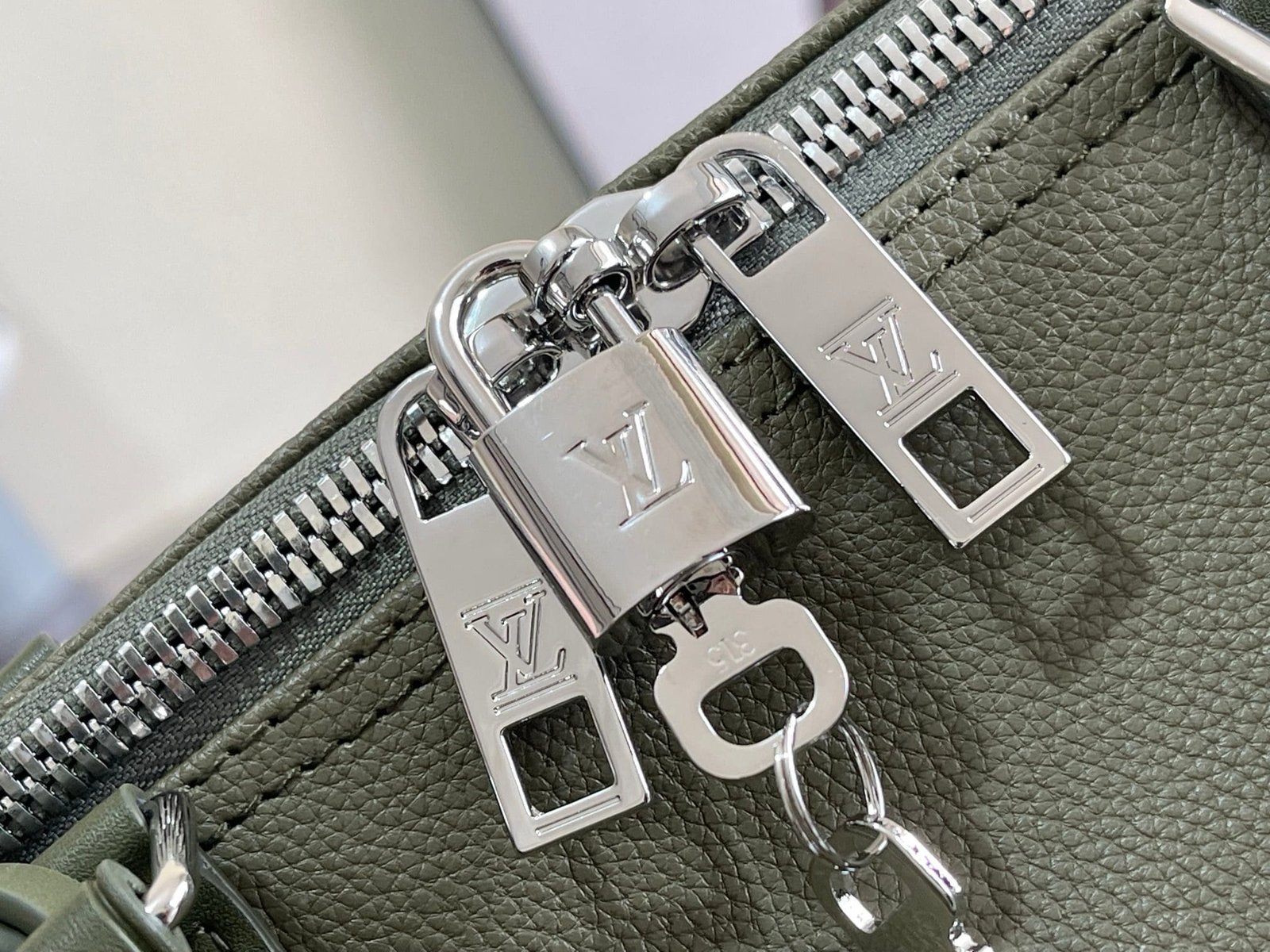 L0vis Vvtt0n M21536 Keepall Bandoulière 50