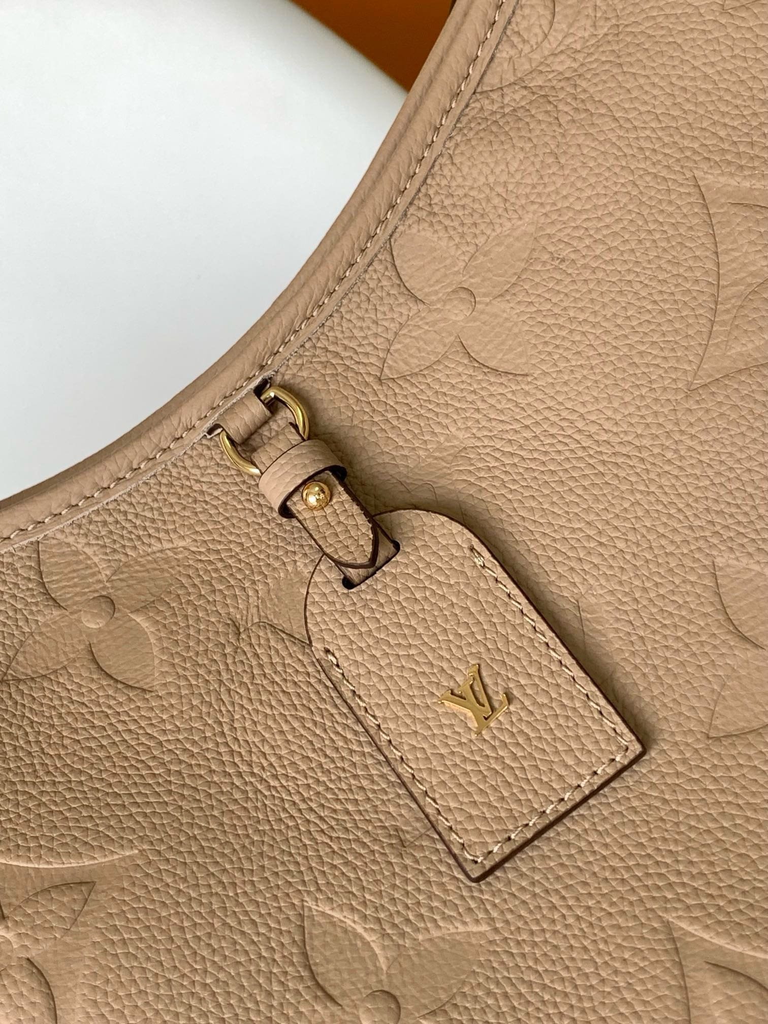 L0vis Vvtt0n M46292 CarryAll MM