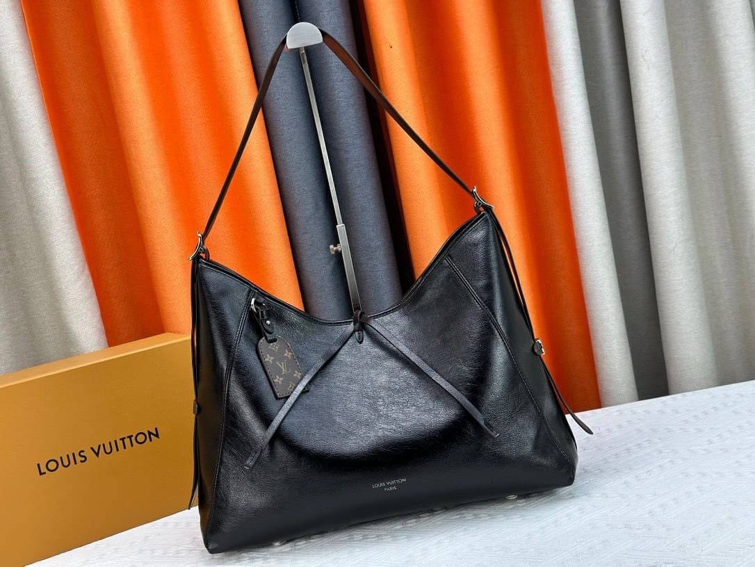 L0vis Vvtt0n M25143 CarryAll MM