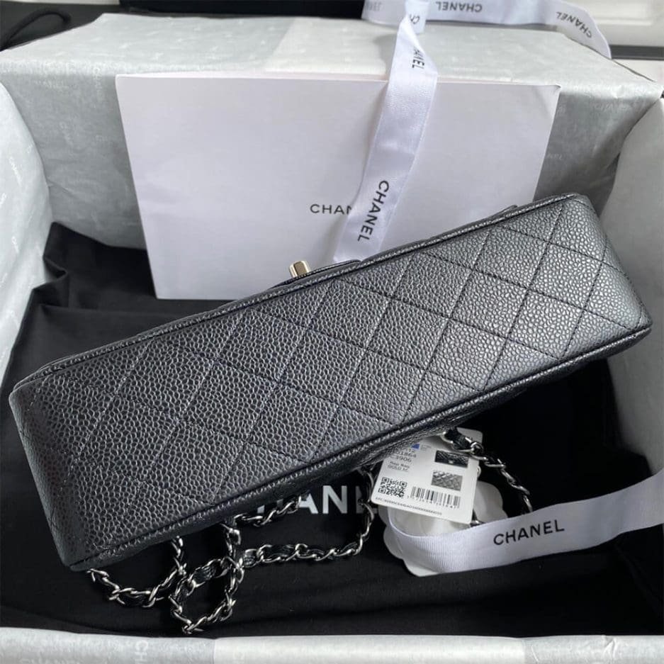 Ch**el CLASSIC HANDBAG Grained Calfskin & Silver Metal