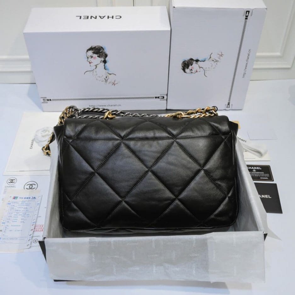 Ch**el 19 MAXI HANDBAG AS1162