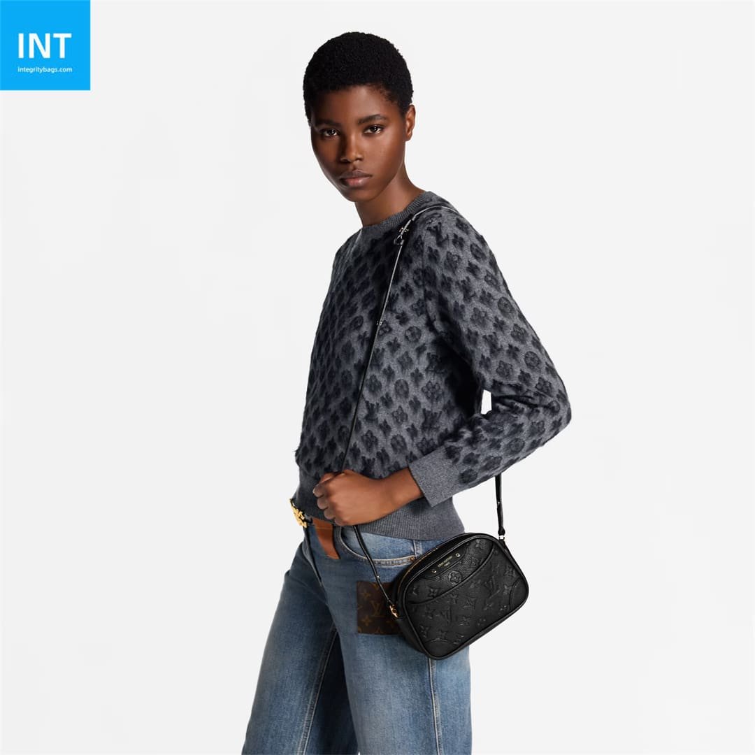 L0vis Vvtt0n M25518 Tiny Camera Bag