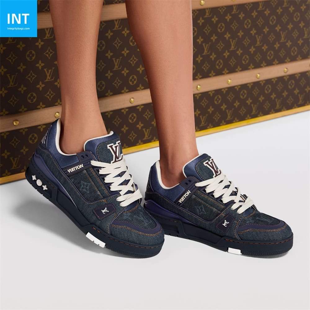 L0vis Vvtt0n 1AHWPX LV Trainer Sneaker