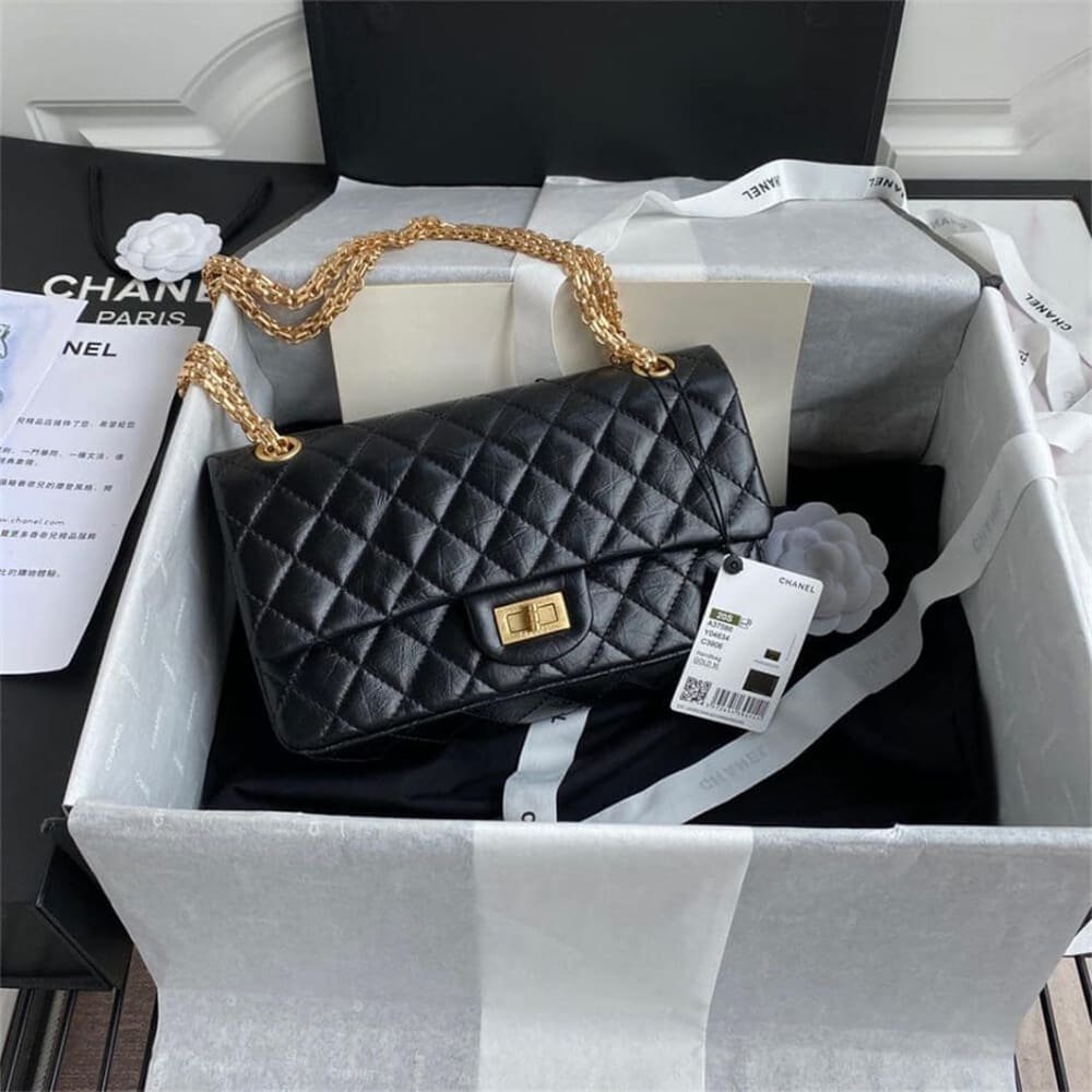 Ch**el 2.55 HANDBAG A37586