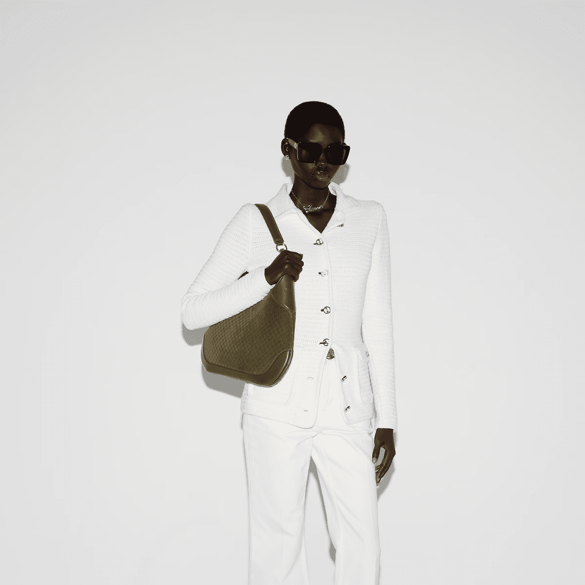 Gvc*1 B MEDIUM SHOULDER BAG