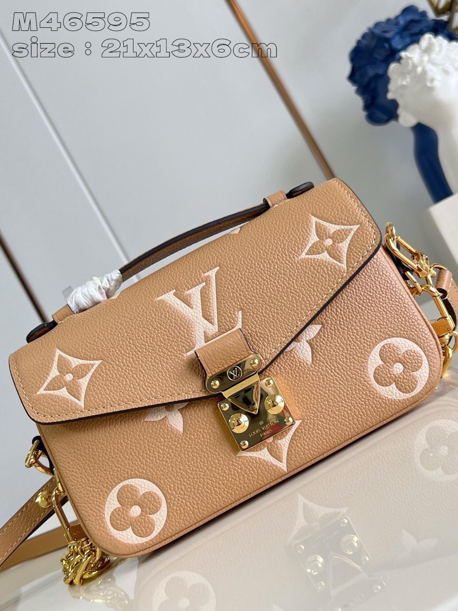 L0vis Vvtt0n M12735 Pochette Métis East West