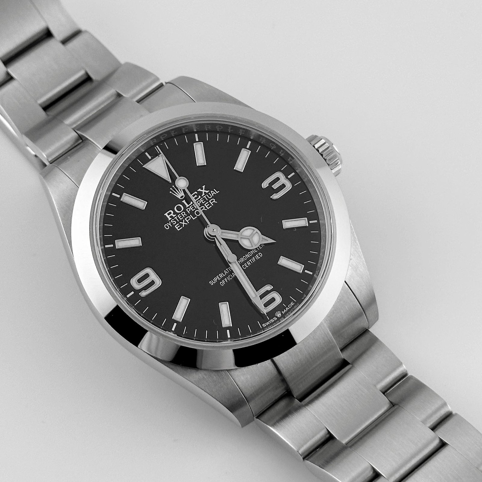 R01ex Explorer 224270 Stainless Steel Black Dial (2025)
