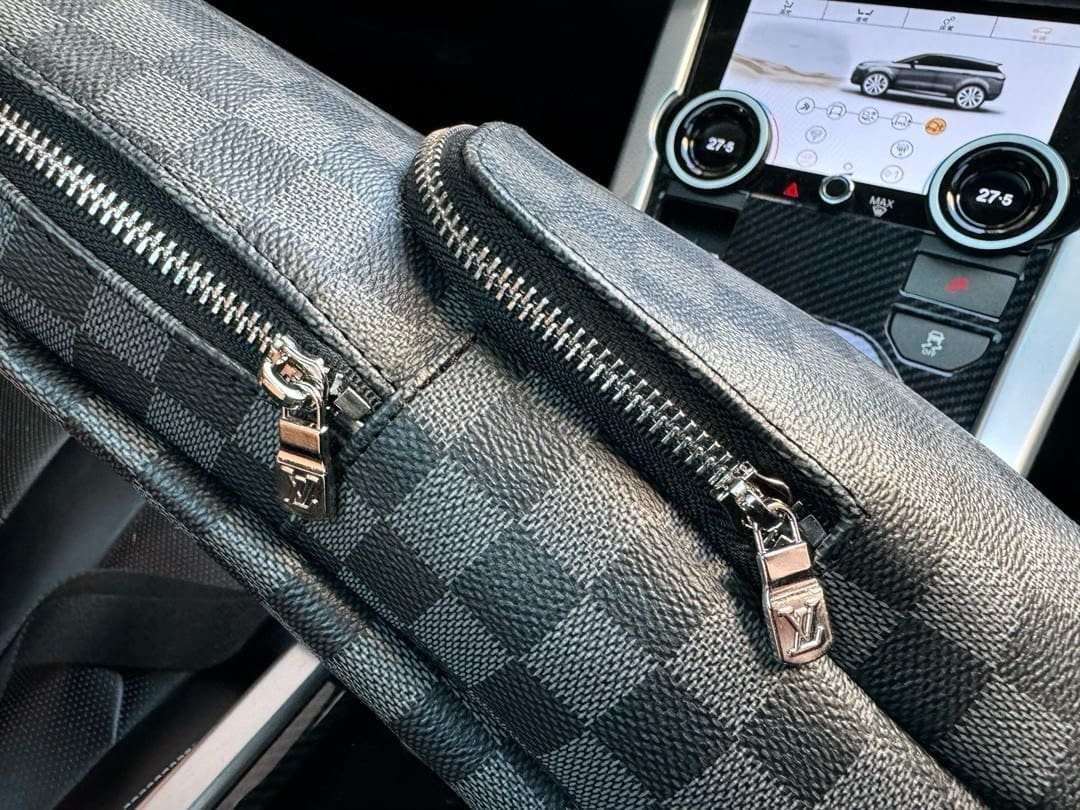 L0vis Vvtt0n Avenue Slingbag N41719