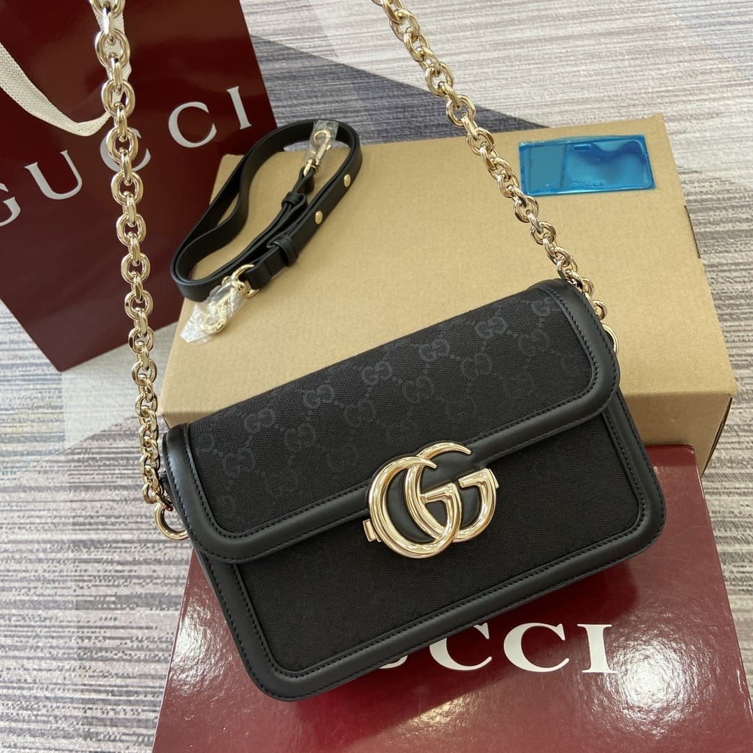 Gvc*1 GO SMALL SHOULDER BAG