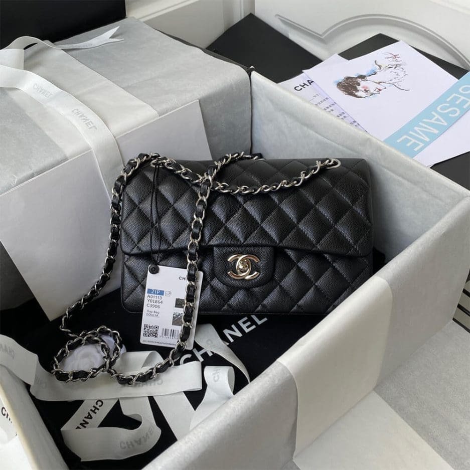 Ch**el SMALL CLASSIC HANDBAG Grained Calfskin & Silver Metal