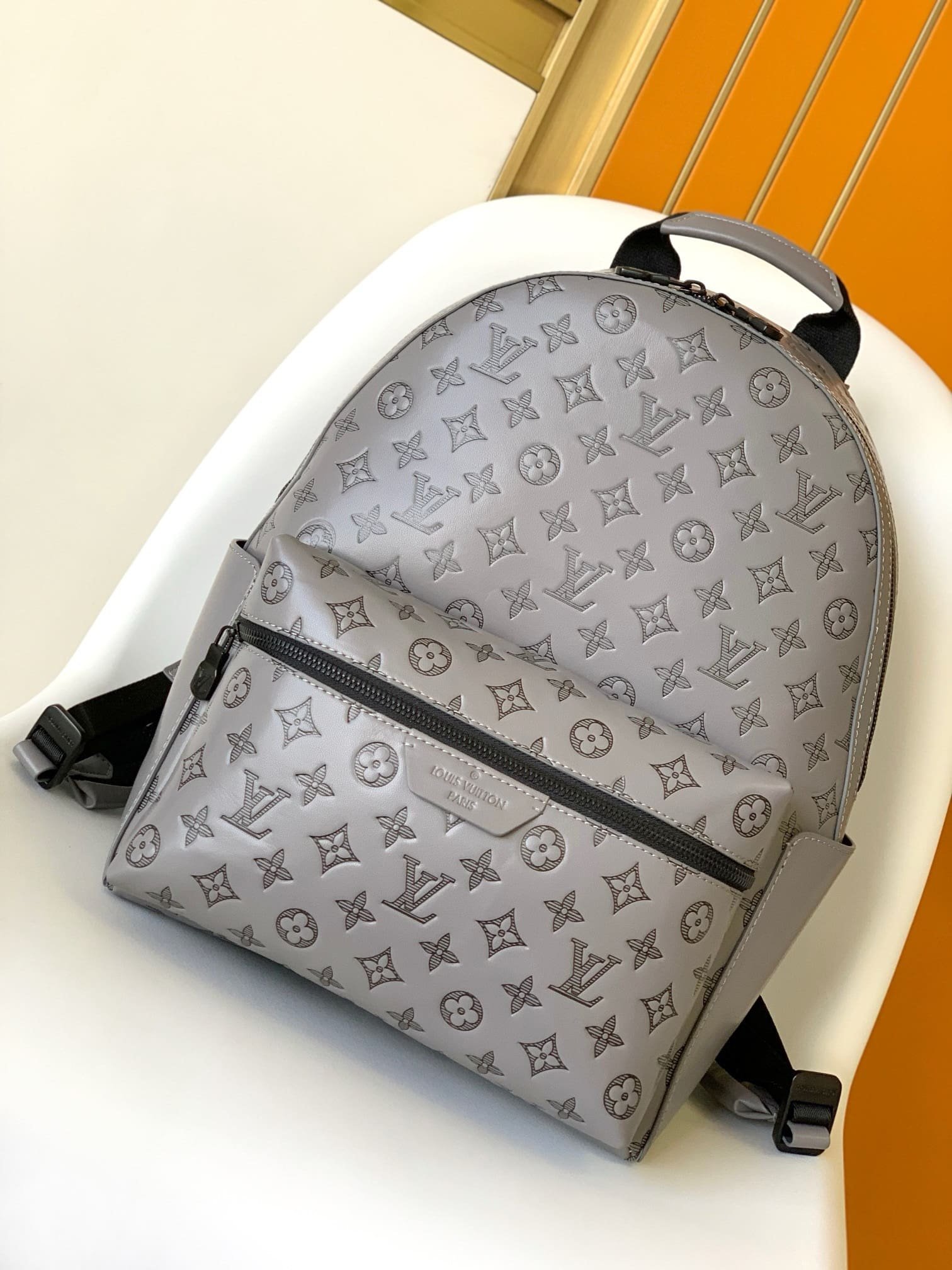L0vis Vvtt0n M46557 Discovery Backpack
