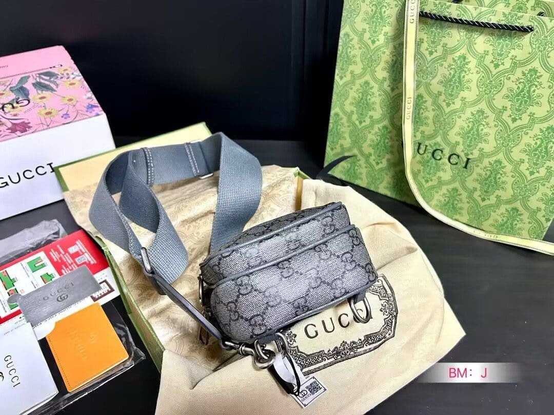 Gvc*1 OPHIDIA GG MINI BAG