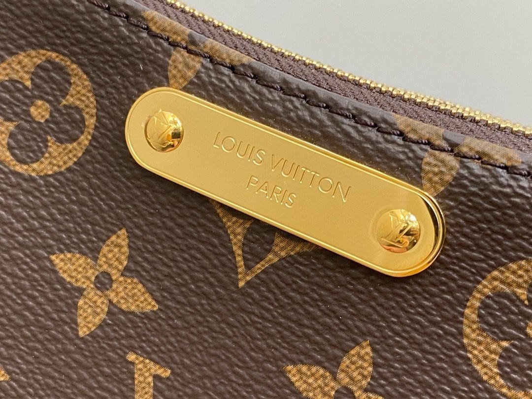 L0vis Vvtt0n M83008 Liv Pochette