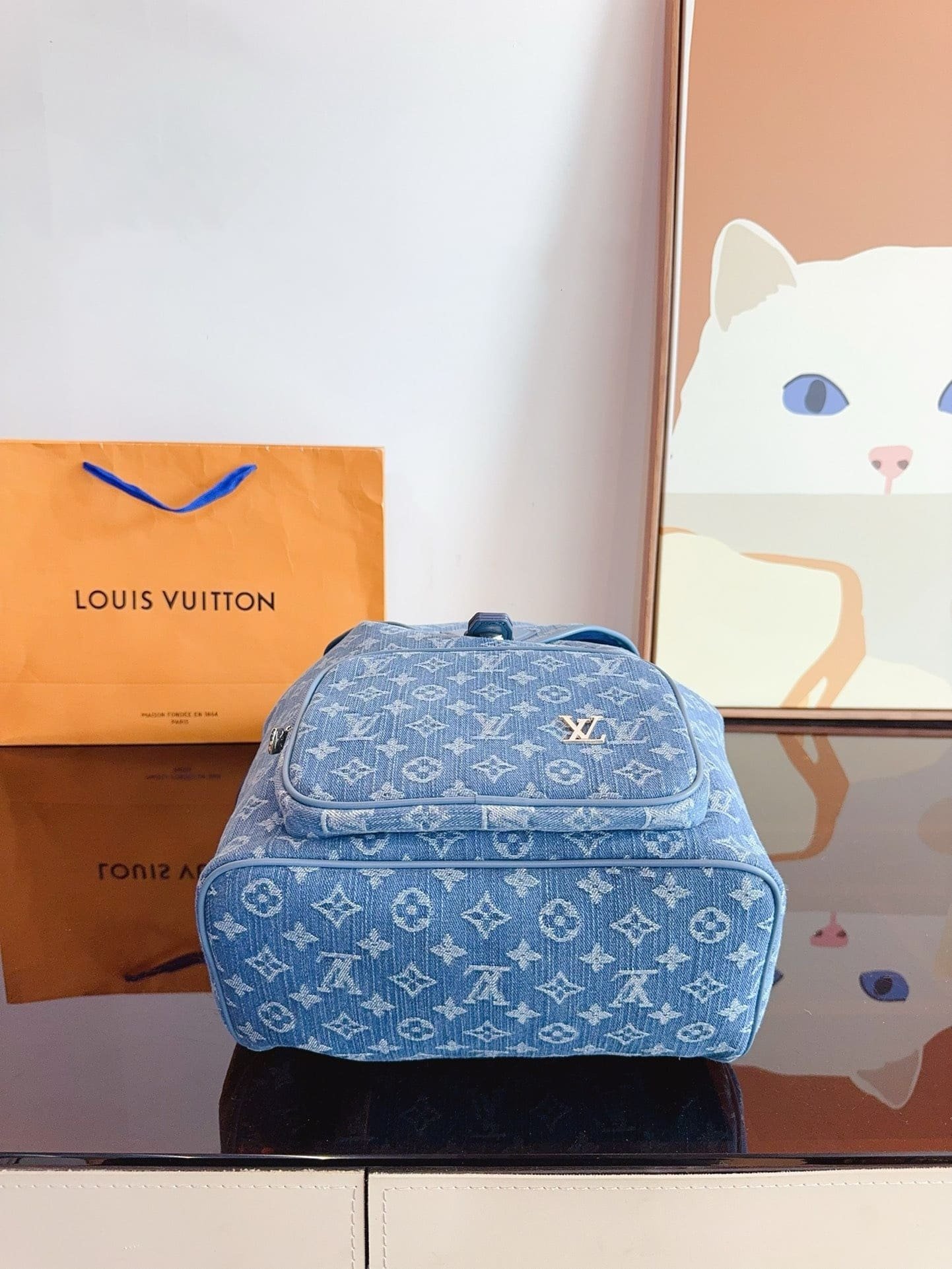 L0vis Vvtt0n Backpack