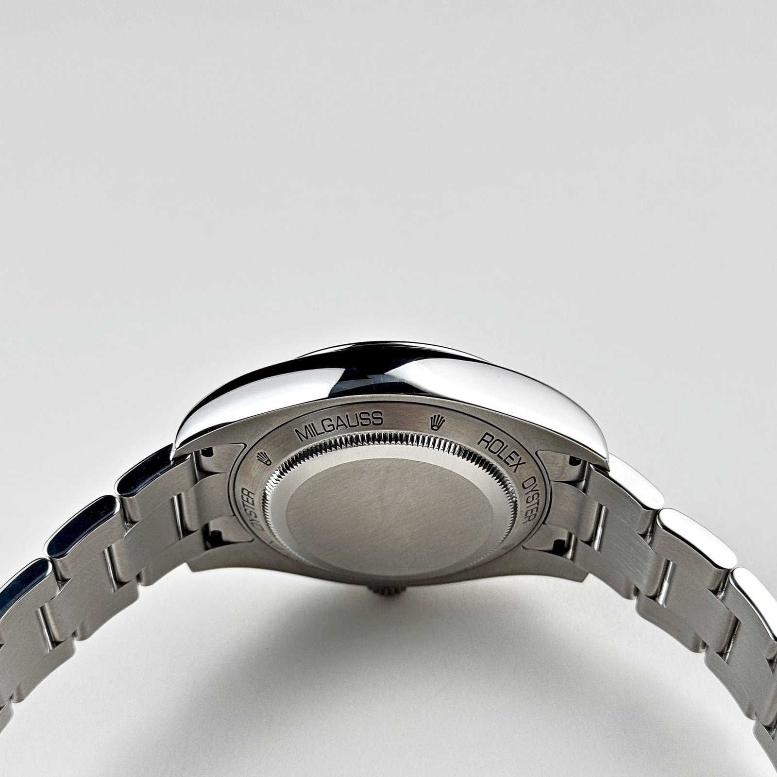 R01ex Milgauss 116400GV Stainless Steel Black Dial