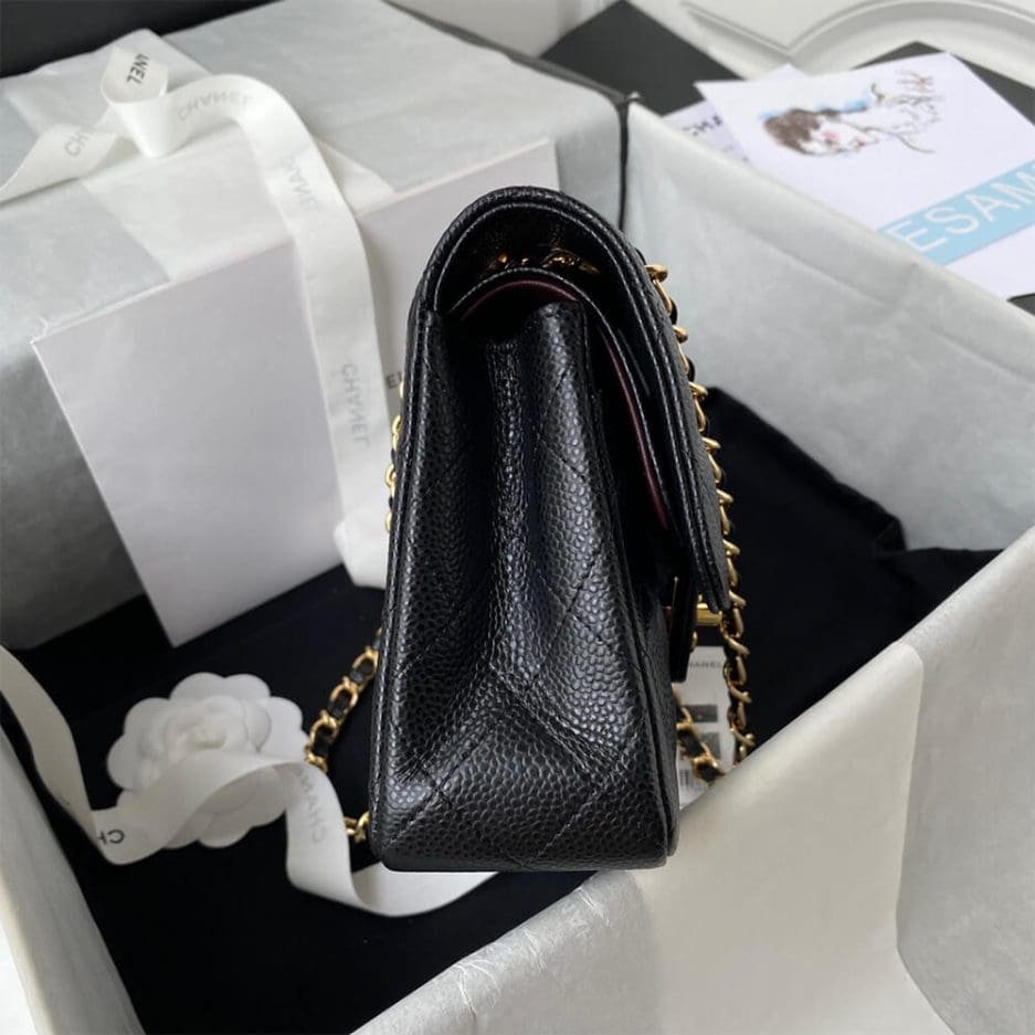 Ch**el SMALL CLASSIC HANDBAG Grained Calfskin & Gold Metal