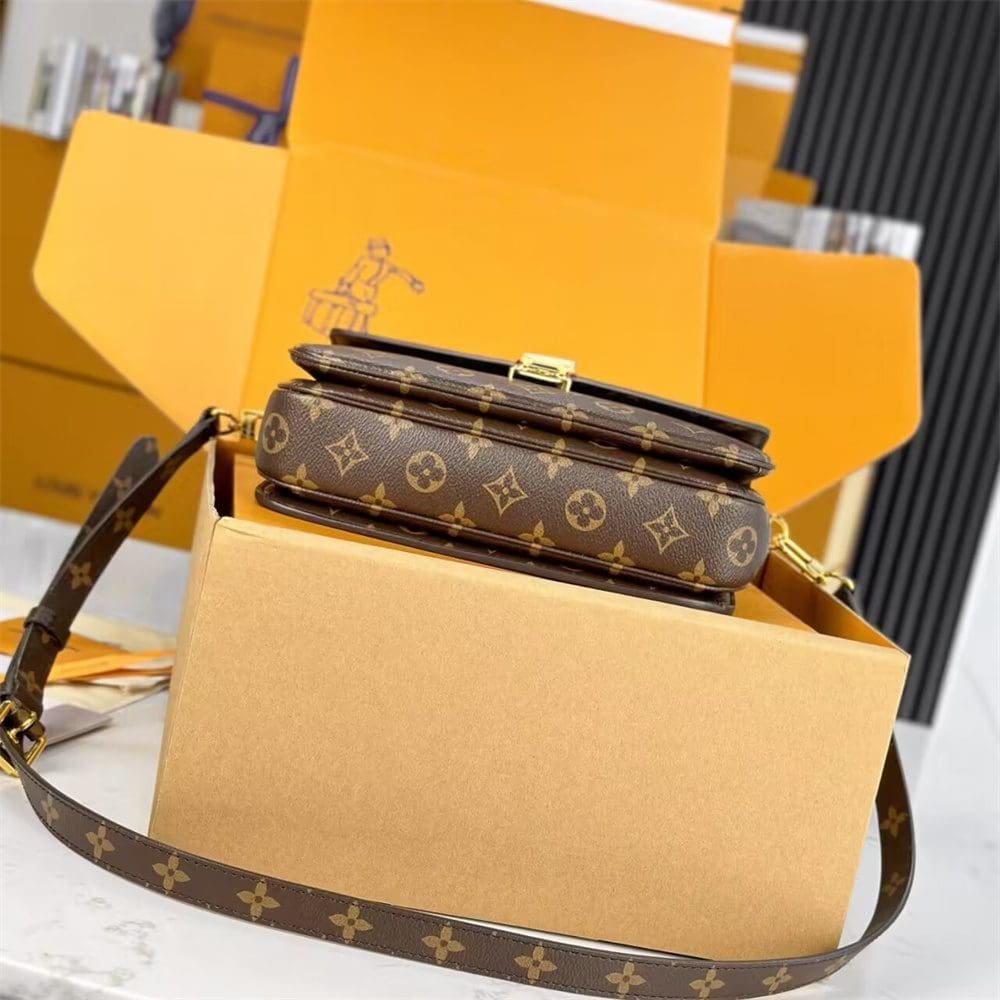 L0vis Vvtt0n M44875 Pochette Métis