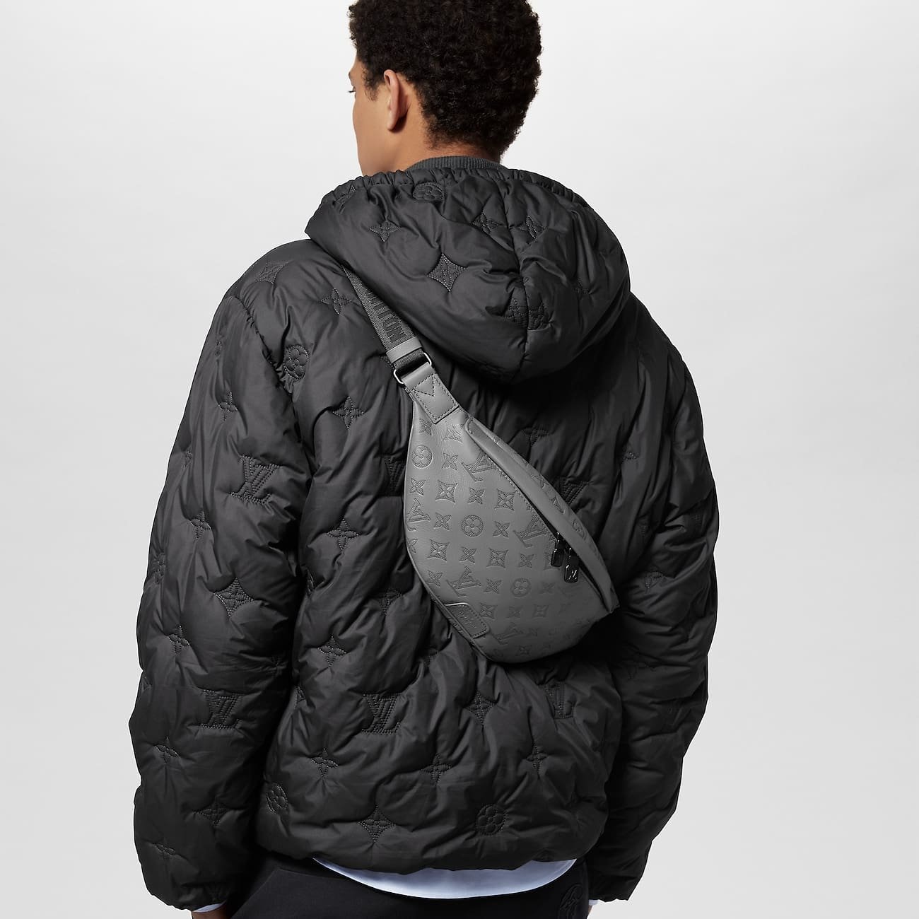 L0vis Vvtt0n M46108 Discovery Bumbag