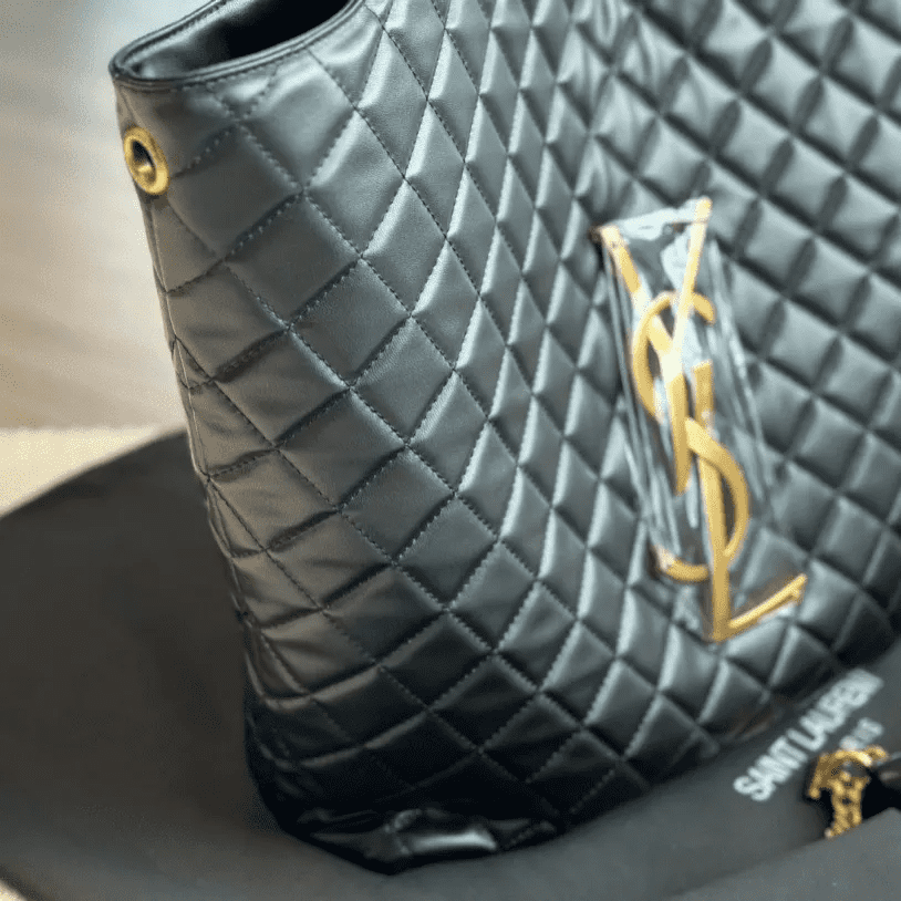 Sa1nt Lau*nt ICARE MAXI SHOPPING BAG IN QUILTED LAMBSKIN