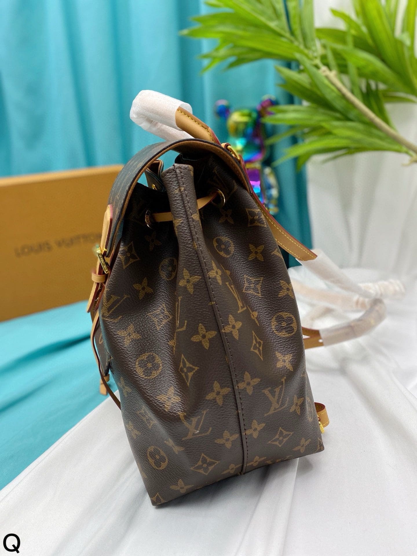 L0vis Vvtt0n Montsouris Backpack Monogram Canvas