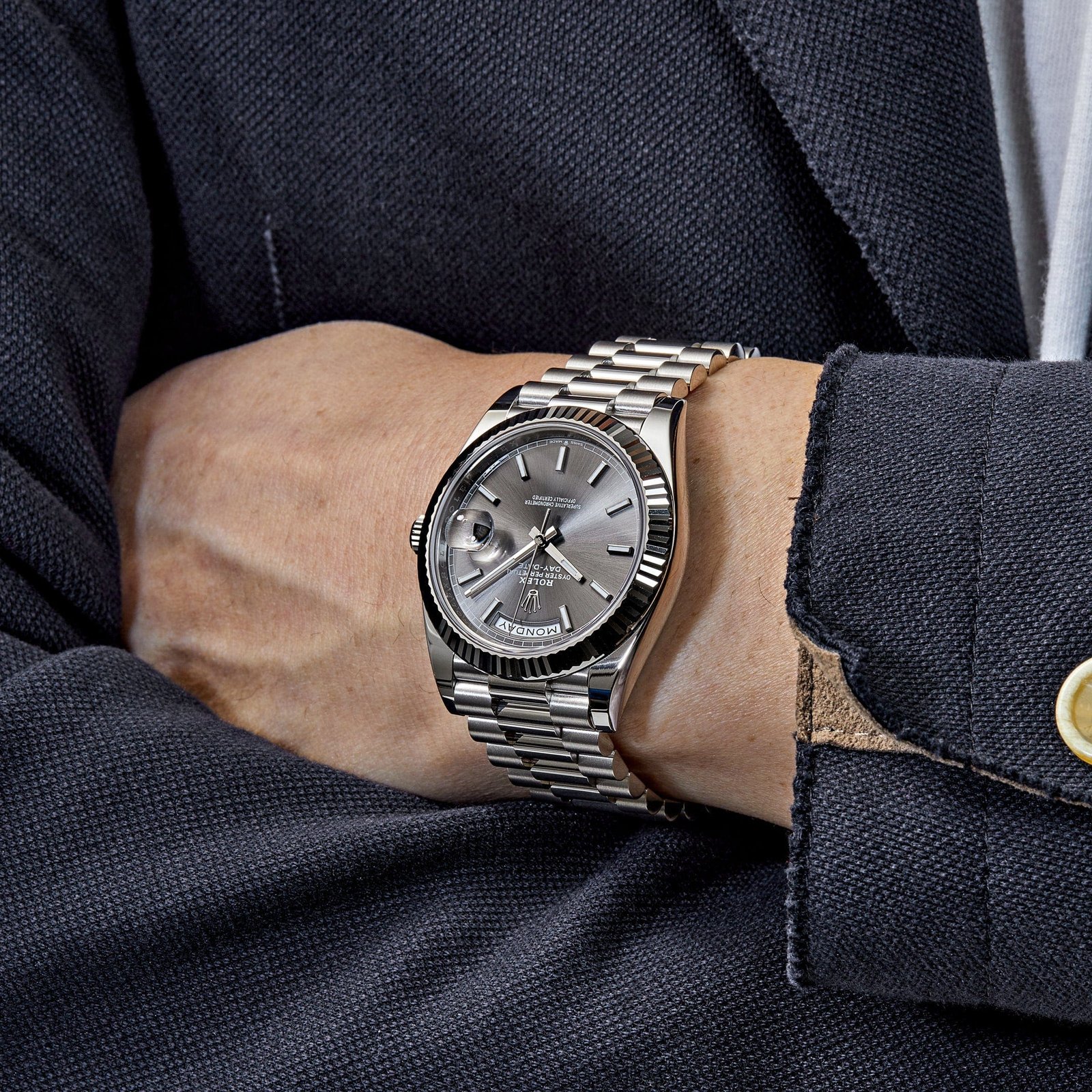 R01ex Day-Date 40 228239 White Gold Slate Rhodium Grey Dial (2024)