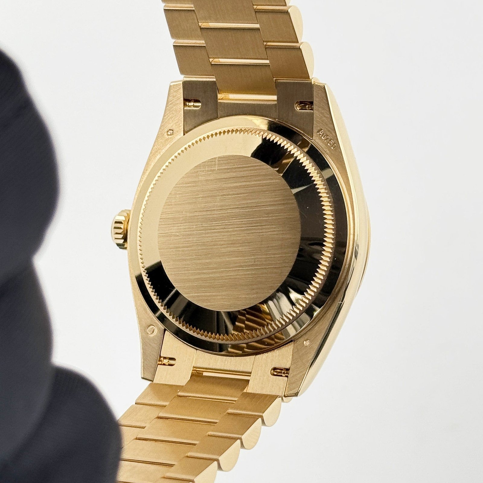 R01ex Day-Date 36 128238 Yellow Gold Green Ombre Roman Numeral Dial (2024)