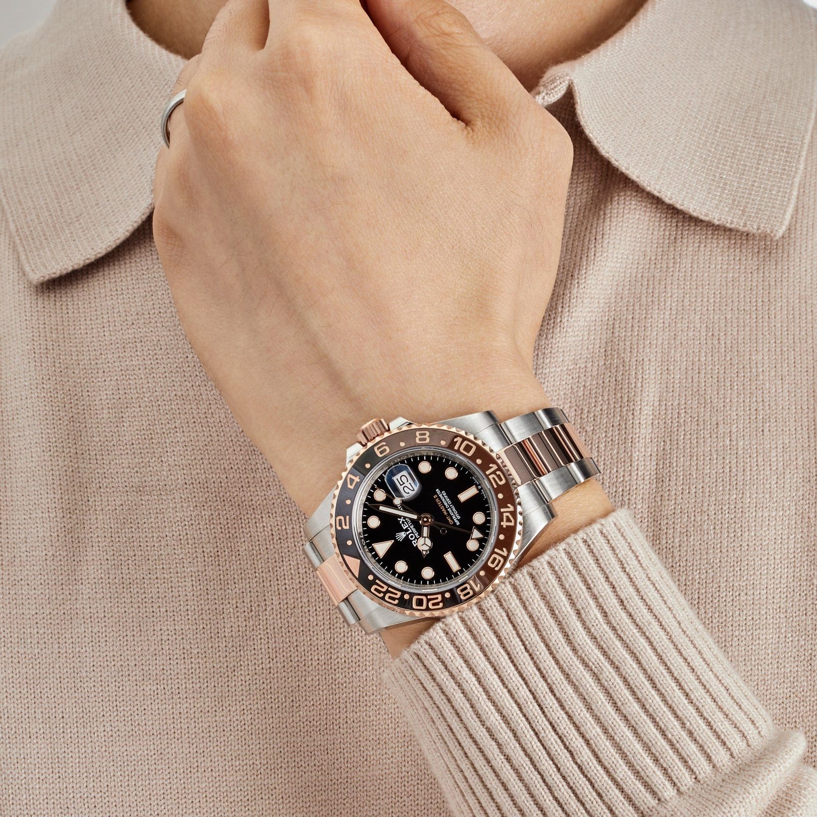 R01ex GMT-Master II 126711CHNR ‘Root Beer’ Rose Gold Stainless Black Dial (2023)