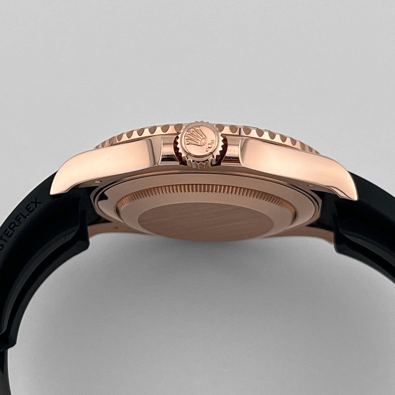 R01ex Yacht-Master 40 126655 Rose Gold Black Dial (2023)