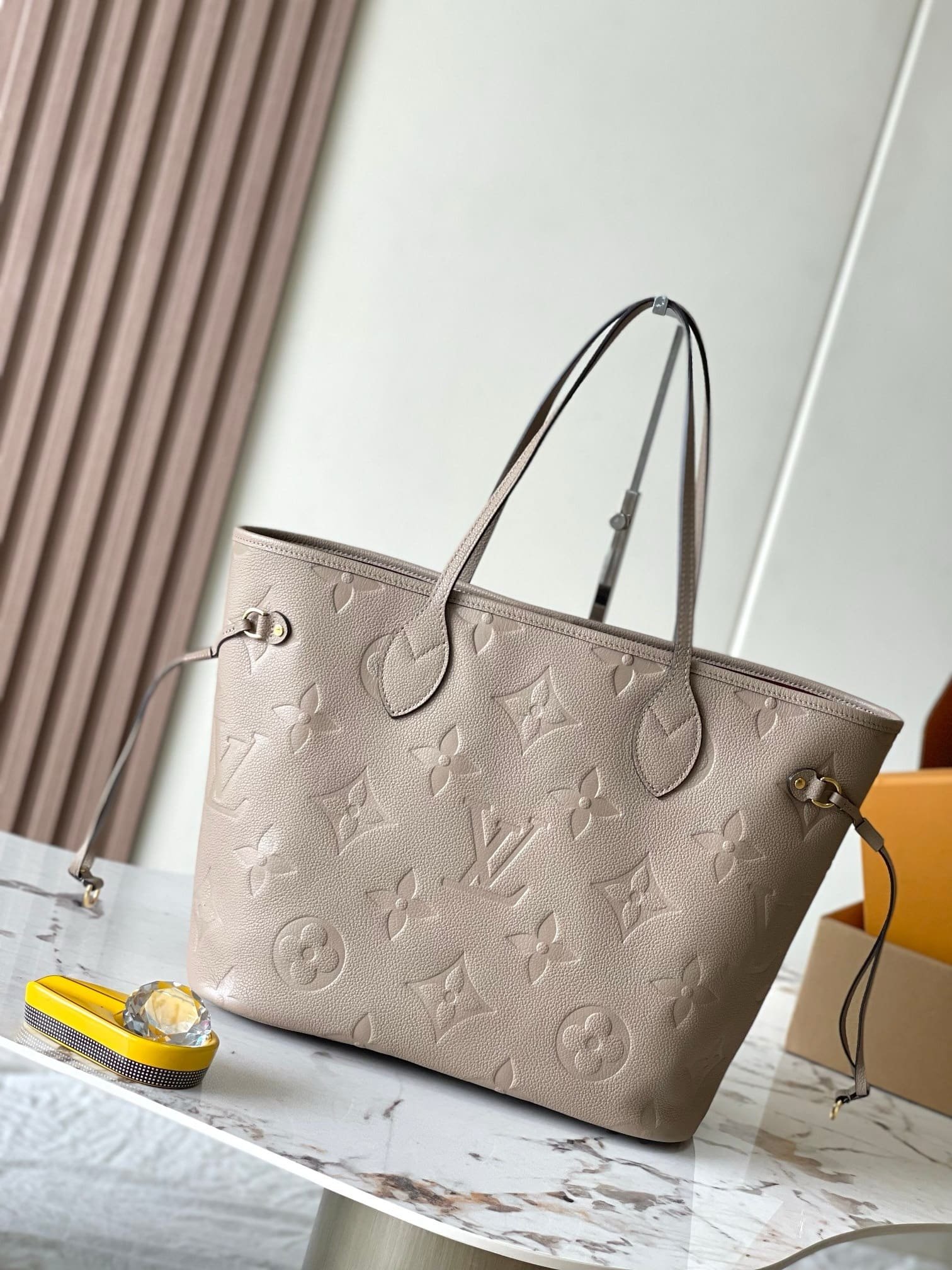 L0vis Vvtt0n M45686 Neverfull MM