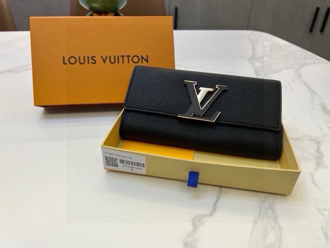 L0vis Vvtt0n M61248 Capucines Wallet