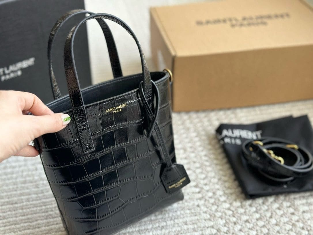 Sa1nt Lau*nt Toy Shopping N/S leather tote bag