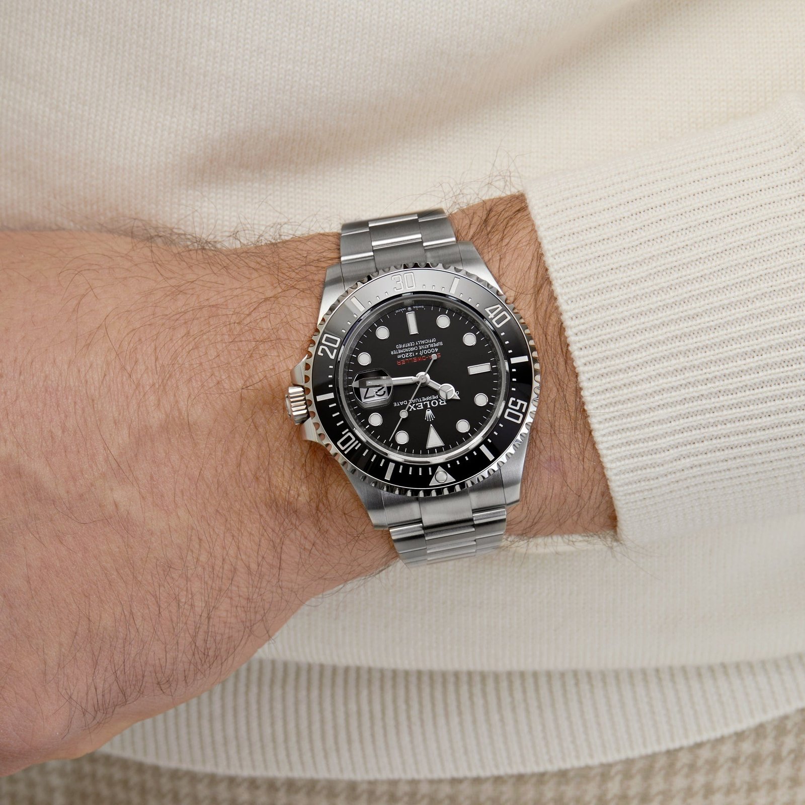 R01ex Sea-Dweller 126600 Stainless Steel Black Dial (2025)