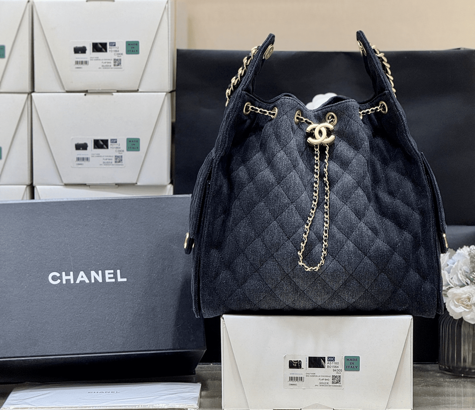 Ch**el 25 Medium Handbag