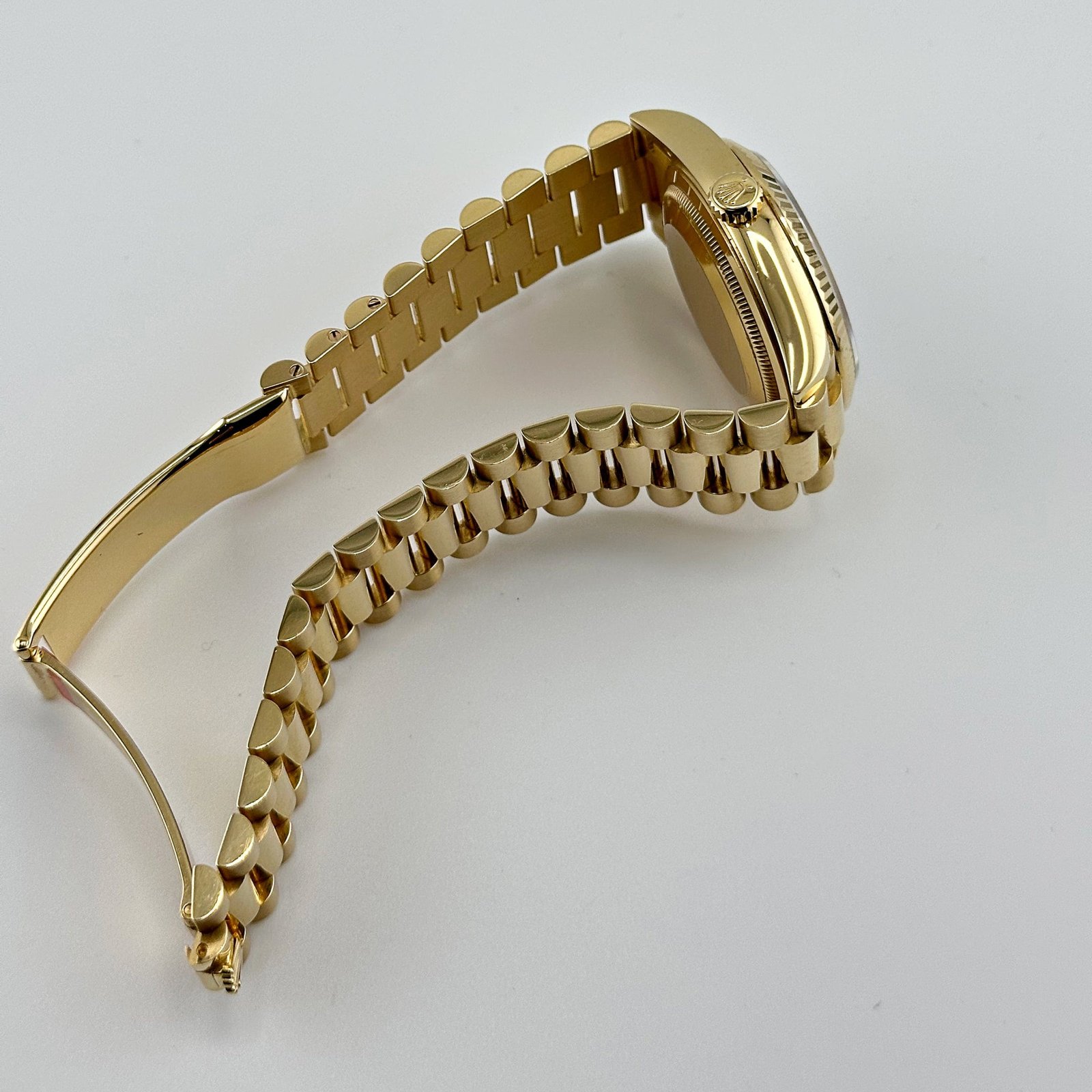 R01ex Day-Date 36 128238 Yellow Gold Green D1am0nd Dial (2024)