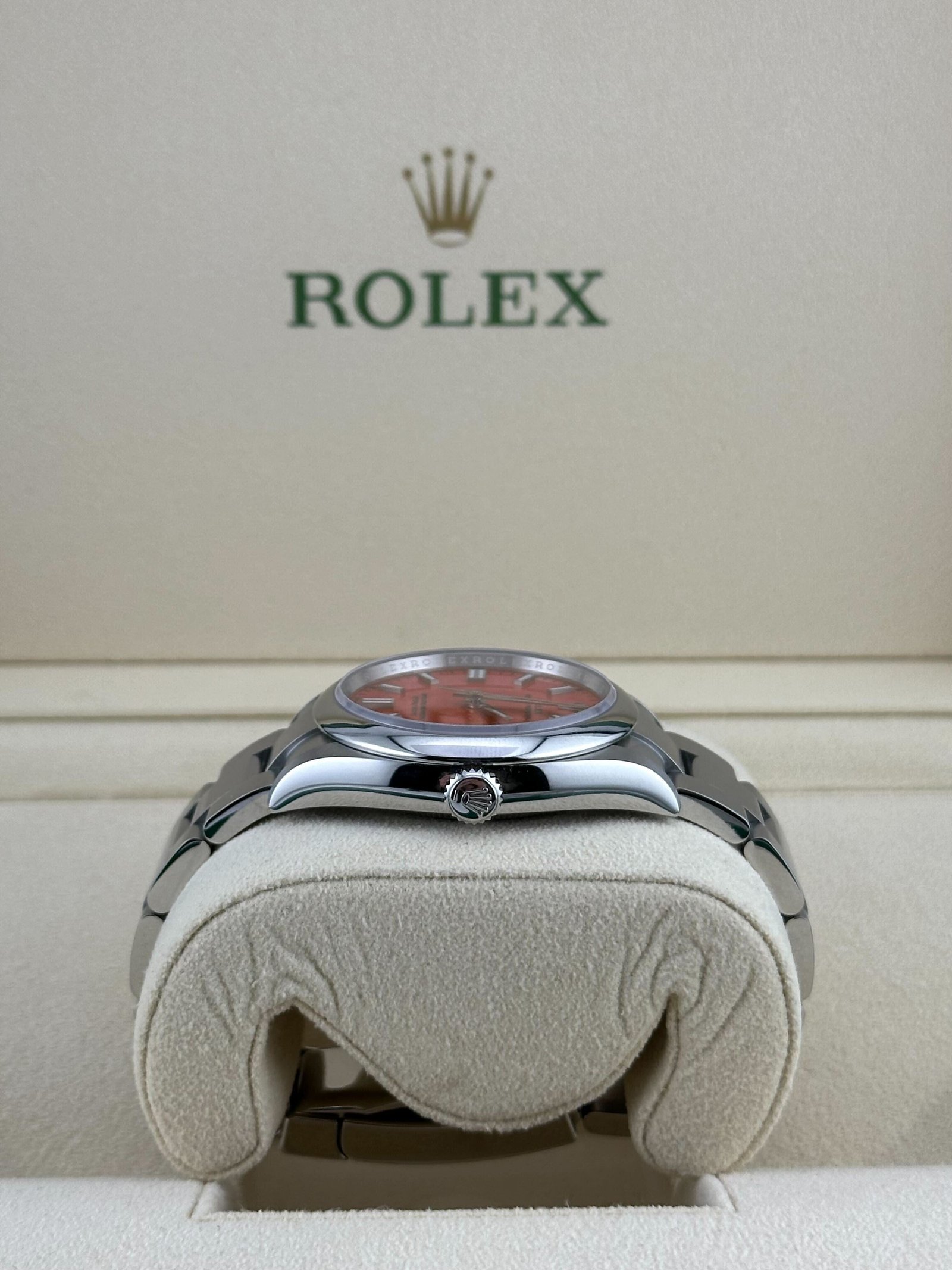 R01ex Oyster Perpetual 36 126000 Stainless Steel Coral Red Dial