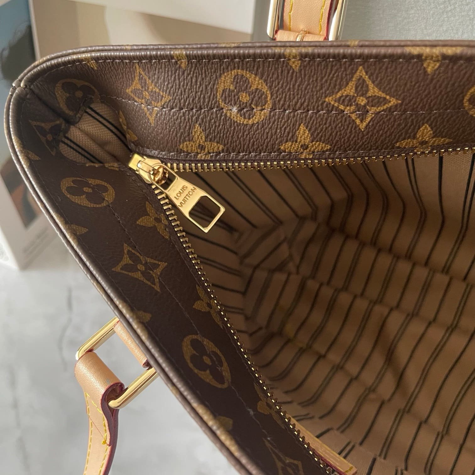L0vis Vvtt0n M12095 PIANO BAG