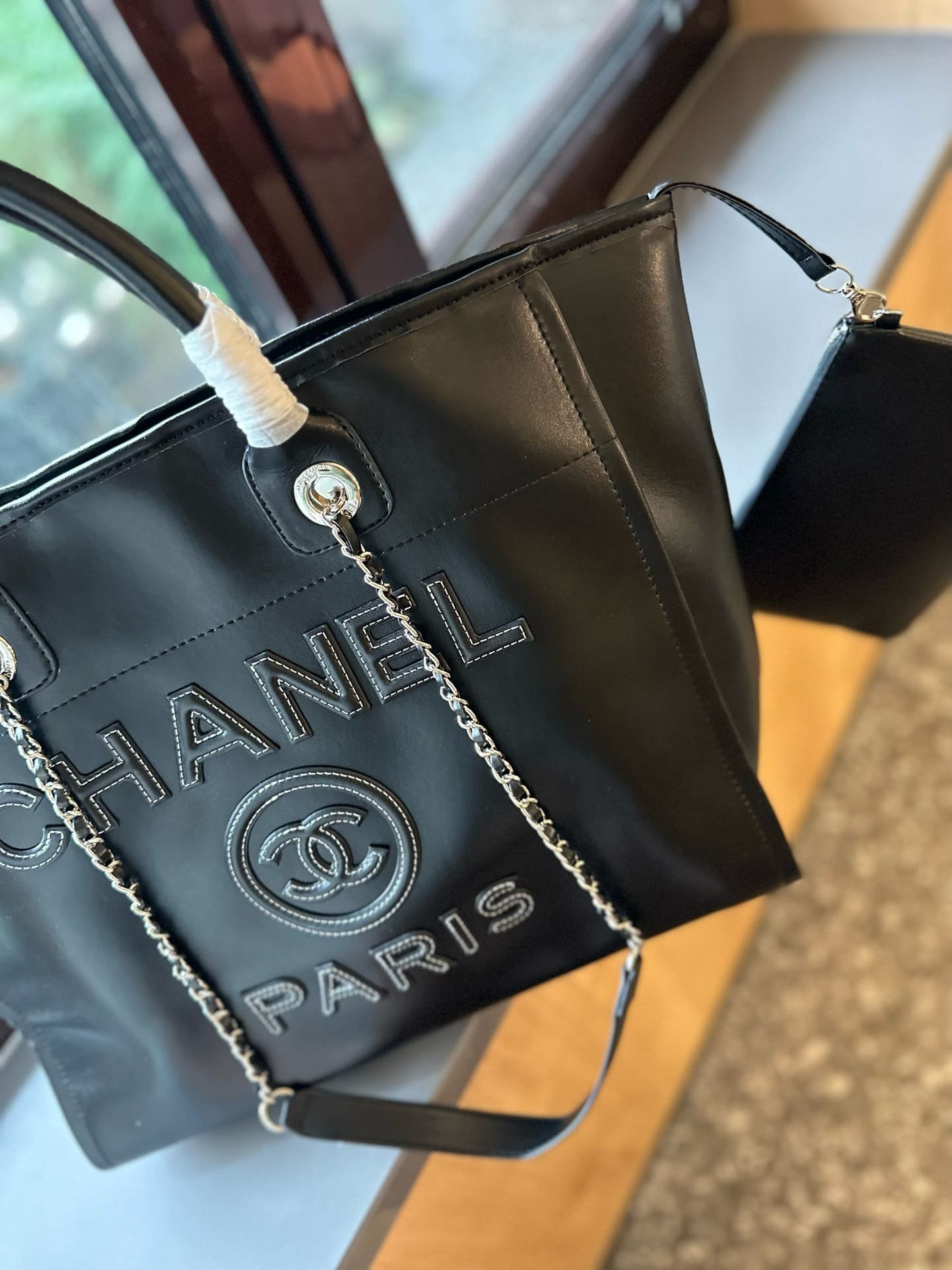 Ch**el LARGE TOTE