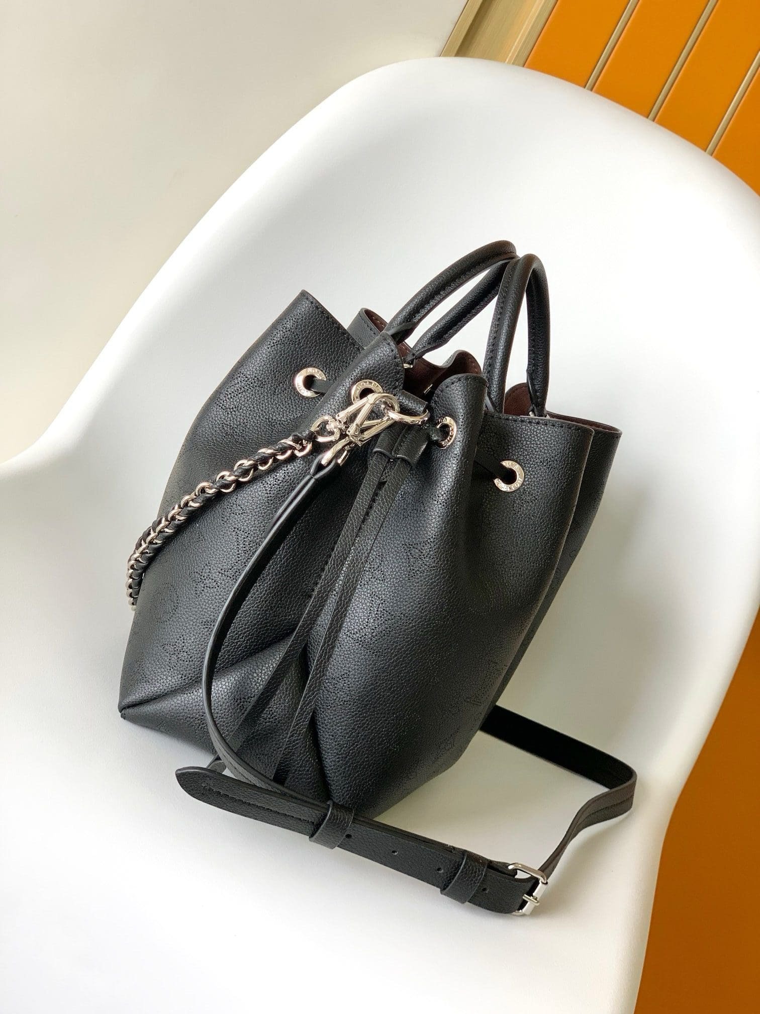 L0vis Vvtt0n M59200 Bella Tote